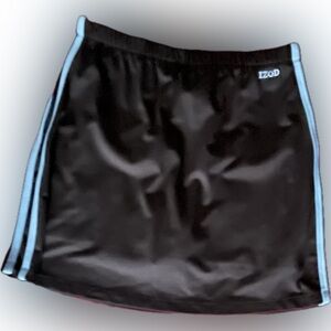 Izod. Skort (golf skirt). Size Small.